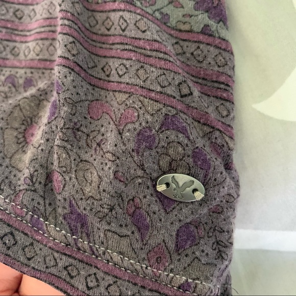 American Eagle Muscle Tank - Picture 2 of 4